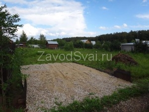 Участок в Подмосковье, Раменский район, планируется построить каркасный дом на винтовых сваях.